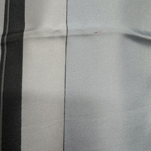 Hermes Brides de Gala Silk Scarf, Carre 90 - Picture 9 of 13